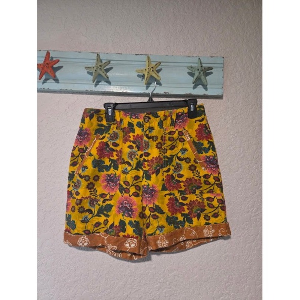 Sundance Floral Linen Blend Shorts